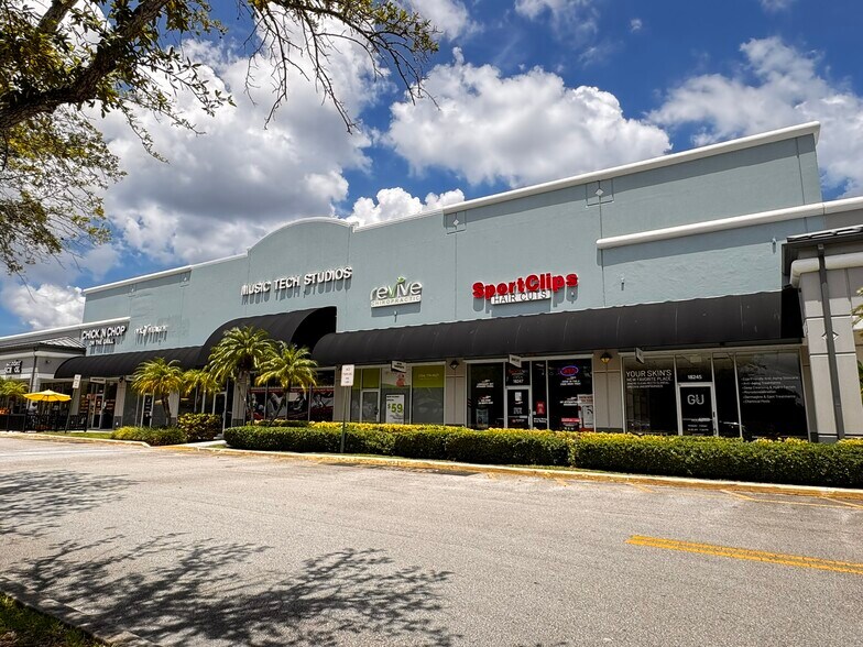 More Photos Of 18201-18391 Pines Blvd, Pembroke Pines Unknown For Lease