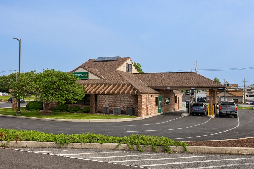 More Photos Of 4710 Penn Ave, Sinking Spring Freestanding For Lease