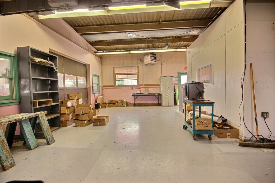 More Photos Of 1431 Production Rd, Fort Wayne Manufacturing For Sale
