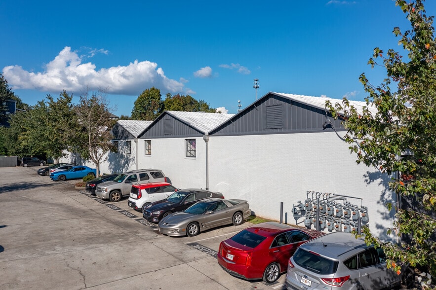 More Photos Of 650 Hamilton Ave SE, Atlanta Unknown For Lease