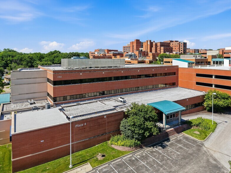 More Photos Of 1705 E Broadway, Columbia Medical For Lease