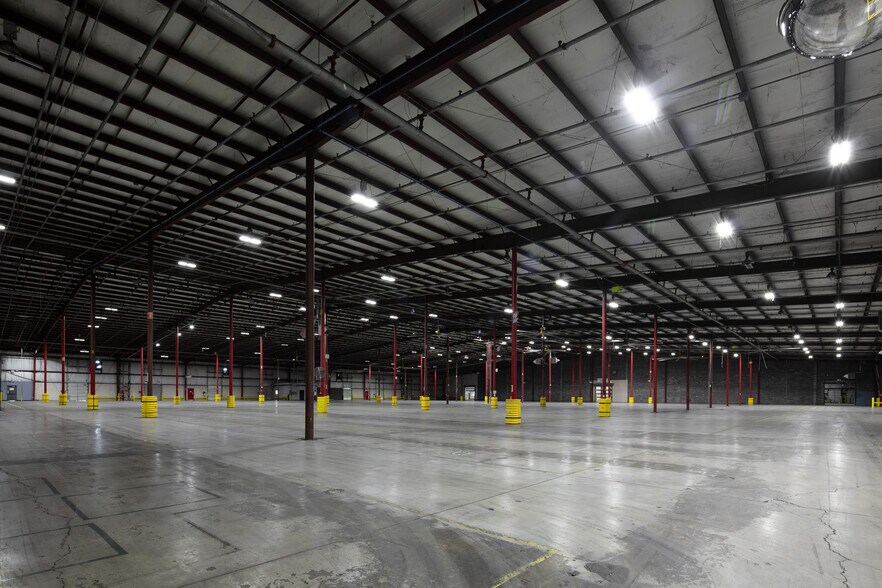 More Photos Of 108 Summer Ct, Georgetown Warehouse For Lease