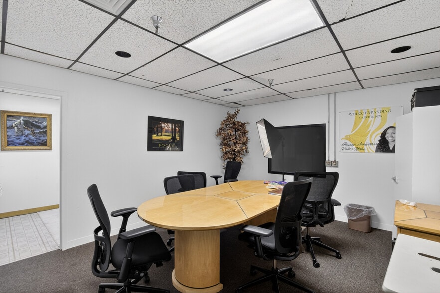 More Photos Of 1435 N Central Ave, Avondale Specialty For Sale