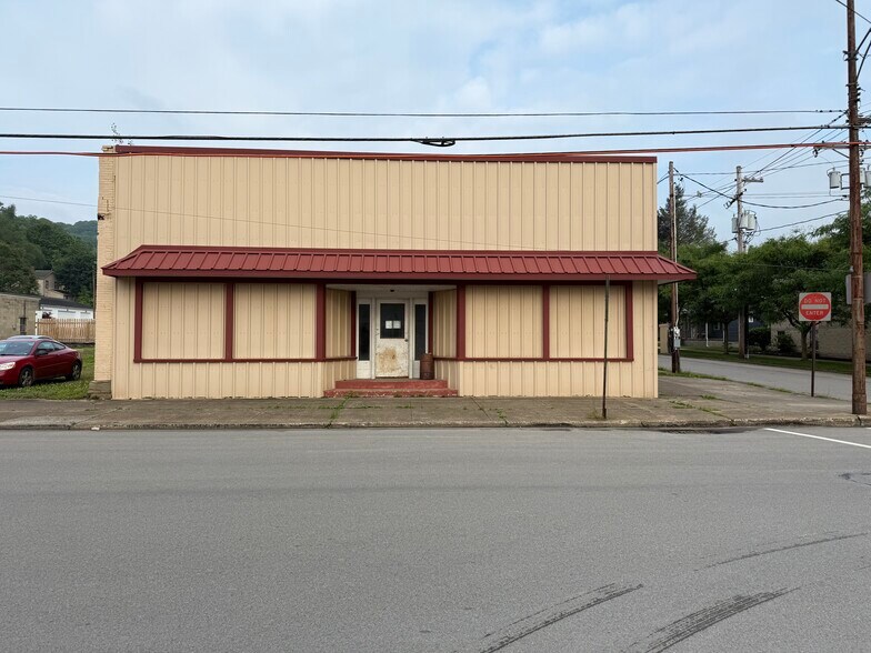 More Photos Of 622 13th St, Franklin Auto Repair For Sale