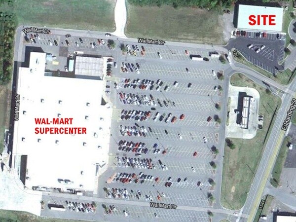 More Photos Of 100 Walmart Dr, Morrilton General Retail For Lease