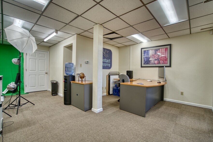 More Photos Of 750-752 17th Ave, Longmont Office For Sale
