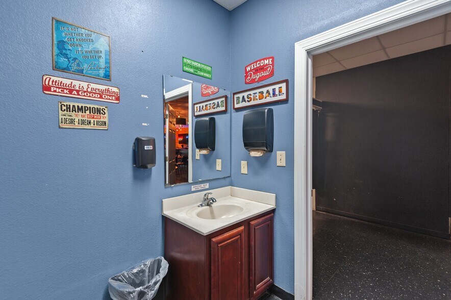 More Photos Of 102 Berry St, Hertford Restaurant For Sale