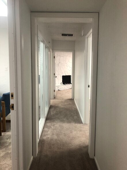 More Photos Of 1550 E University Dr, Mesa Office For Lease