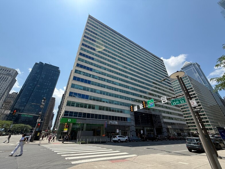 More Photos Of 1500 John F Kennedy Blvd, Philadelphia Office For Lease