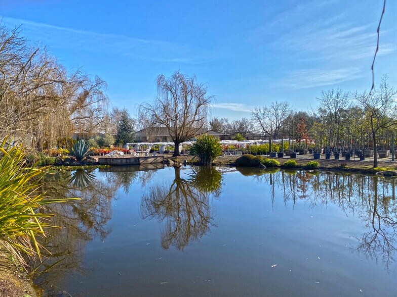 More Photos Of 4656 Arlington Ave, Santa Rosa Warehouse For Sale