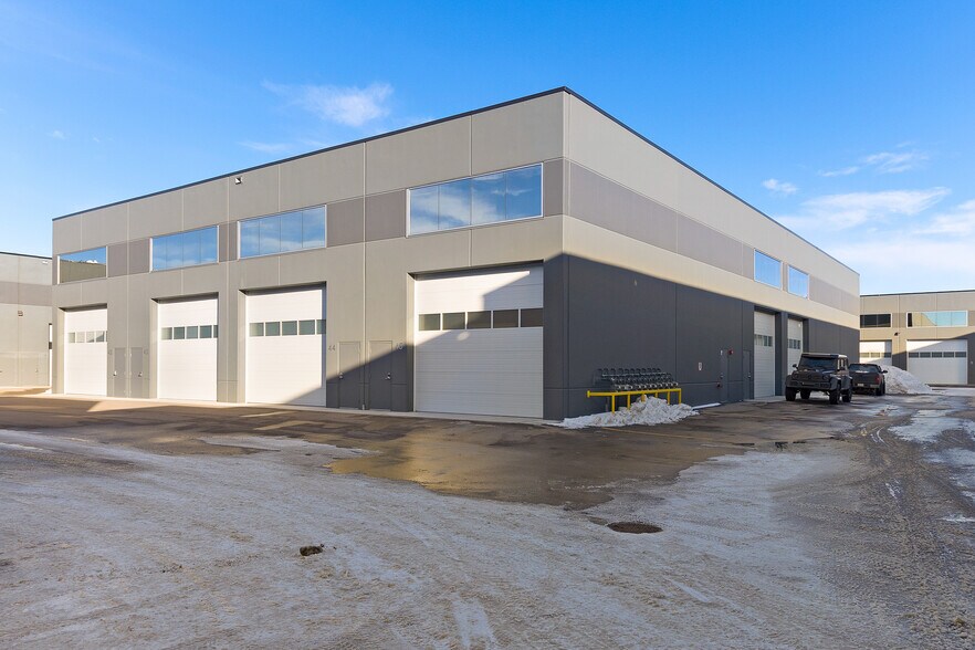 More Photos Of 1750 120 Av NE, Calgary Warehouse For Sale