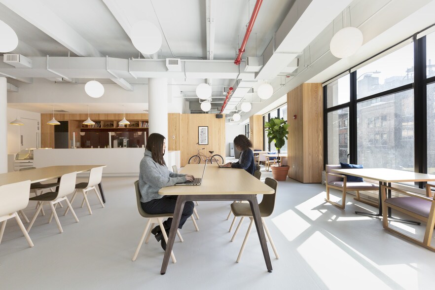 More Photos Of 413-435 W 14th St, New York Coworking Space