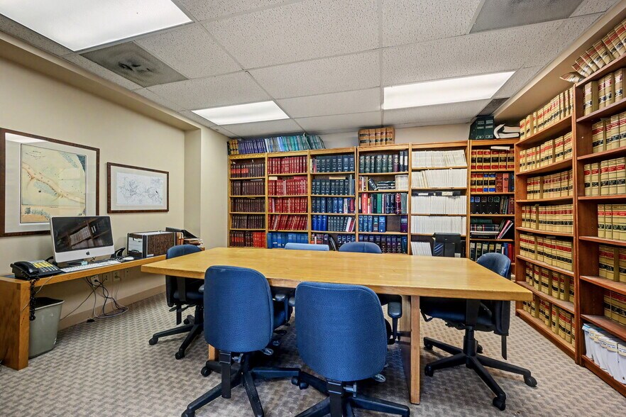 More Photos Of 22-24 East Ave, New Canaan Office For Sale