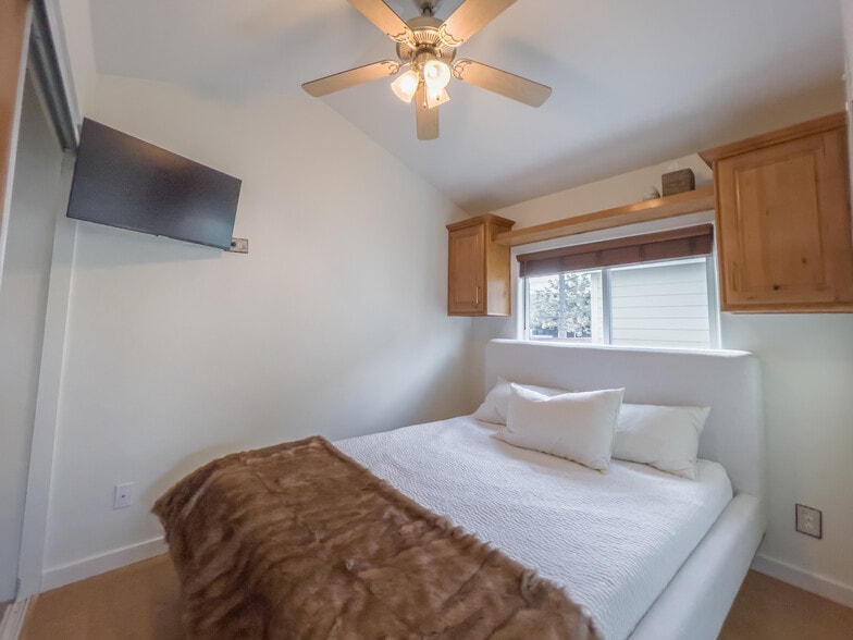 More Photos Of 11700 Donner Pass Rd, Truckee Manufactured Housing Mobile Home Park For Sale