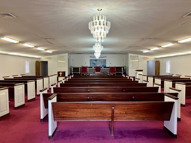 More Photos Of 2513 S Lafayette St, Shelby Specialty For Sale