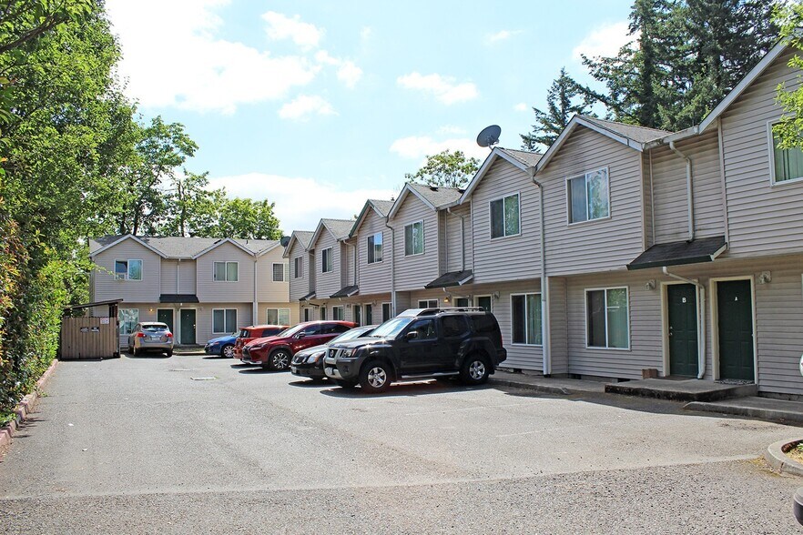 More Photos Of 3548 SE 119th St, Portland Apartments For Sale