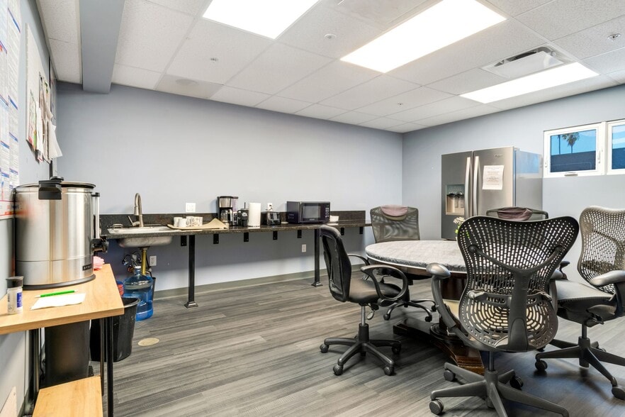 More Photos Of 1269 N Park Ave, Pomona Office Residential For Sale