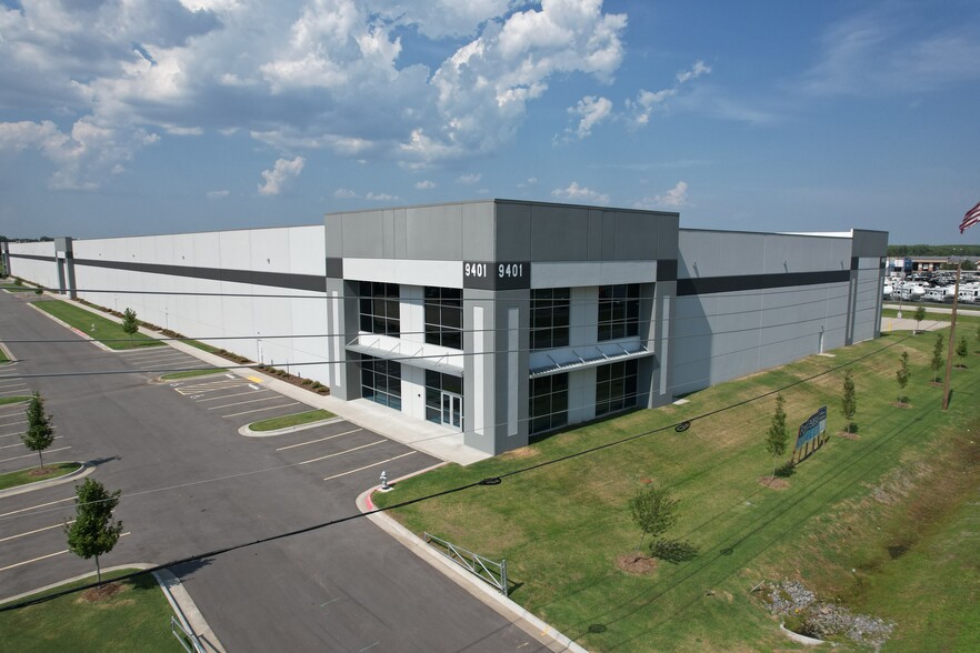 Primary Photo Of 9401 Diamond Dr, North Little Rock Warehouse For Lease