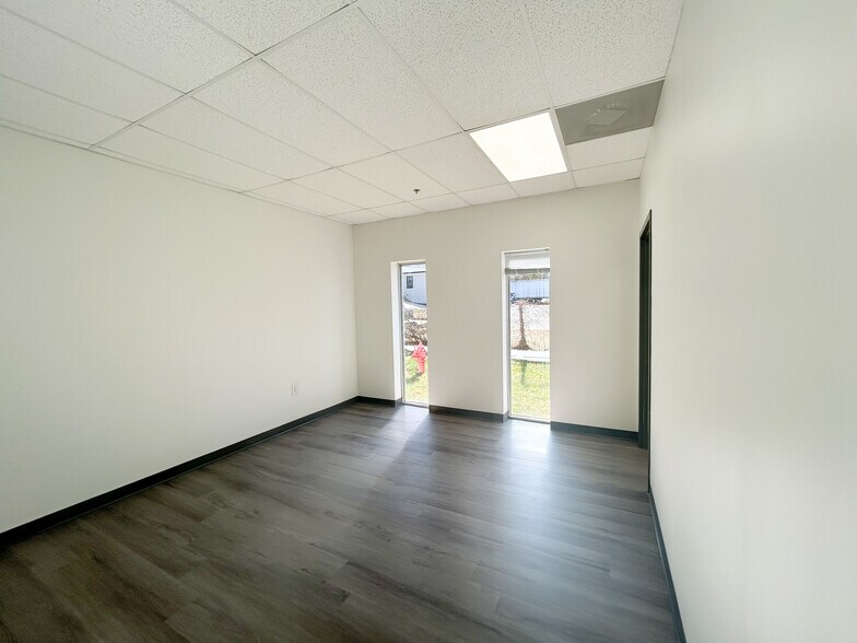 More Photos Of 4112 Joe St, Charlotte Warehouse For Sale