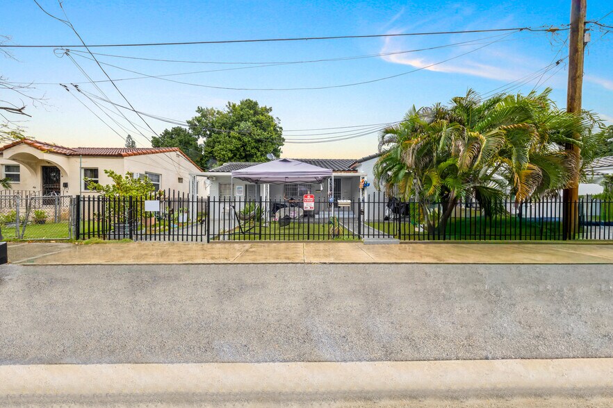More Photos Of 943 SW 9th Ave, Miami Apartments For Sale