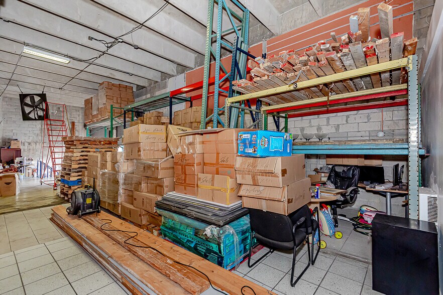 More Photos Of 5220 NW 72nd Ave, Miami Warehouse For Lease