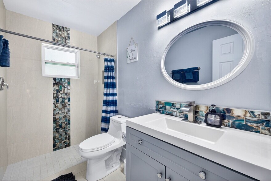 More Photos Of 624 SE 46th St, Cape Coral Multifamily For Sale