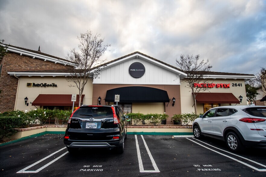 More Photos Of 2675 Gateway Rd, Carlsbad Unknown For Lease