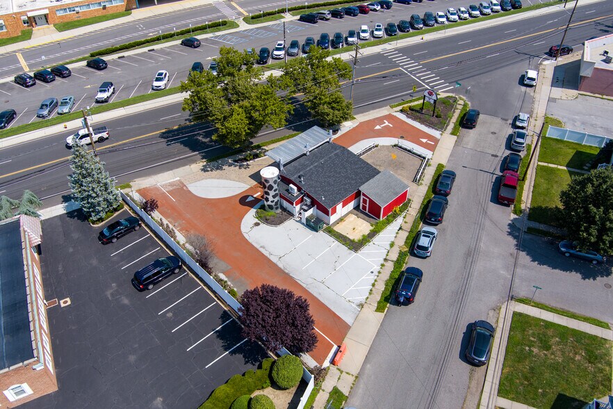 More Photos Of 2350 N Jerusalem Ave, North Bellmore Convenience Store For Sale