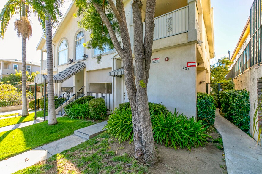 More Photos Of 335-337 E Providencia Ave, Burbank Apartments For Sale