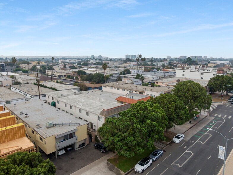 More Photos Of 12626 Venice Blvd, Los Angeles Apartments For Sale
