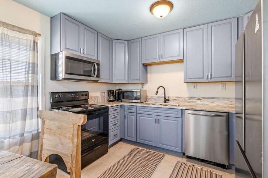 More Photos Of 26689 NC Hwy 12, Waves General Retail For Sale