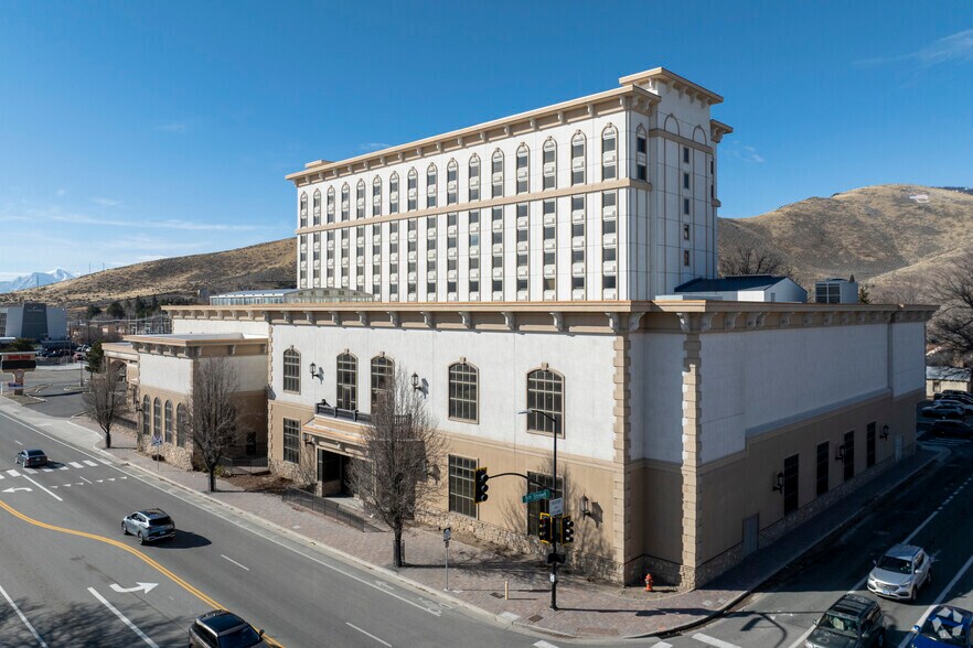 More Photos Of 600 S Carson St, Carson City Hotel For Sale