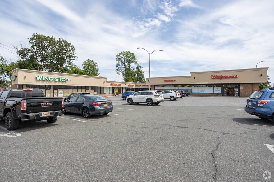 More Photos Of 1397-1415 Hempstead Tpke, Elmont Unknown For Lease