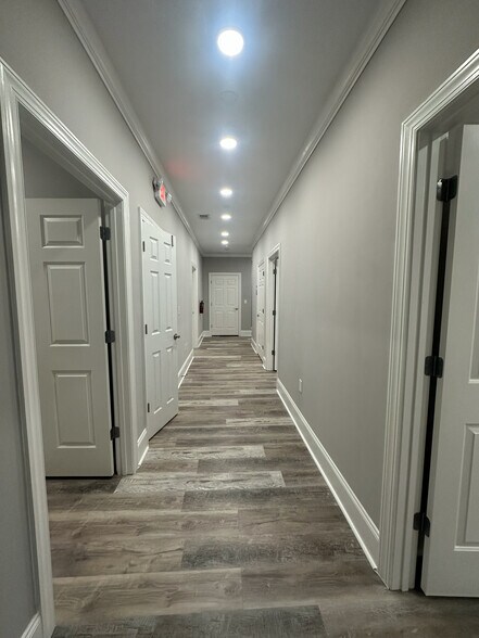 More Photos Of 4319 S Lee St, Buford Office For Lease