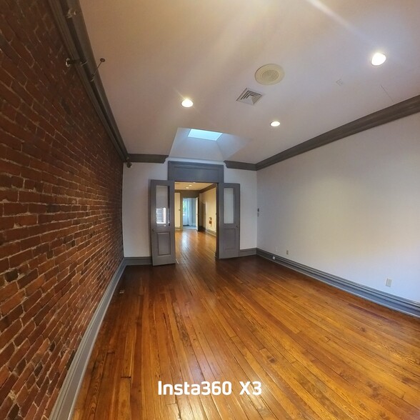 More Photos Of 108-403 4th Ave S, Franklin Storefront Retail Office For Lease