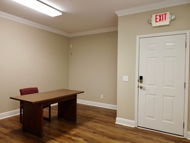 More Photos Of 2151 Eatonton Rd, Madison Office Residential For Sale