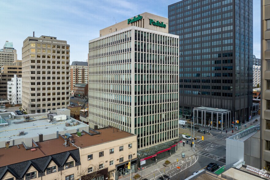 More Photos Of 1 St Clair Ave W, Toronto Office For Lease