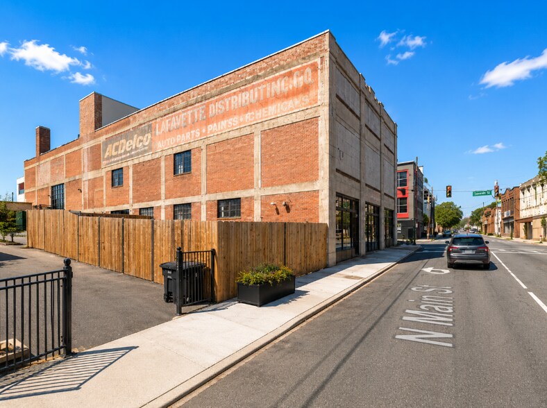 More Photos Of 633 N Liberty St, Winston-Salem Warehouse For Sale