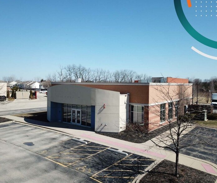 Primary Photo Of 2163 Randall Rd, Carpentersville Bank For Lease