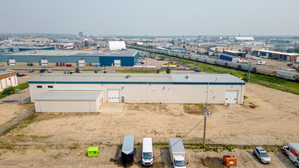 More Photos Of 9440 112 St, Grande Prairie Distribution For Sale