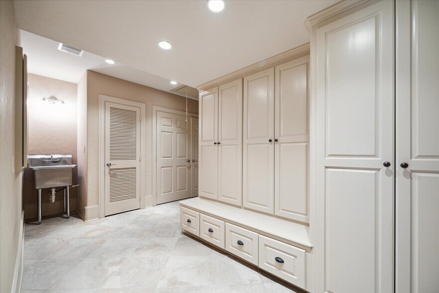 More Photos Of 2904 Red Bluff Rd, Seabrook Land For Sale