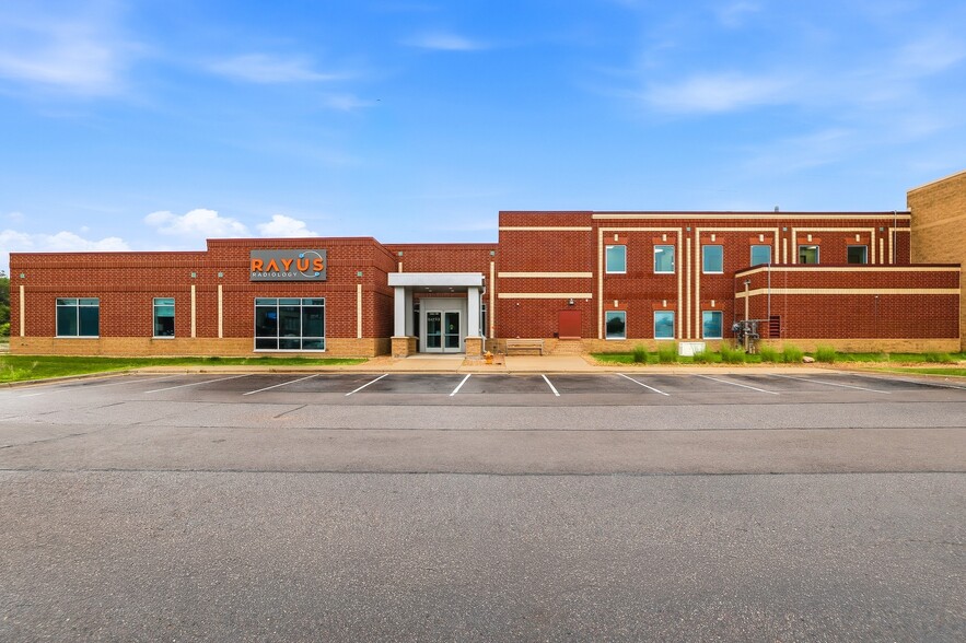 More Photos Of 1835 W County Road C, Roseville Medical For Lease