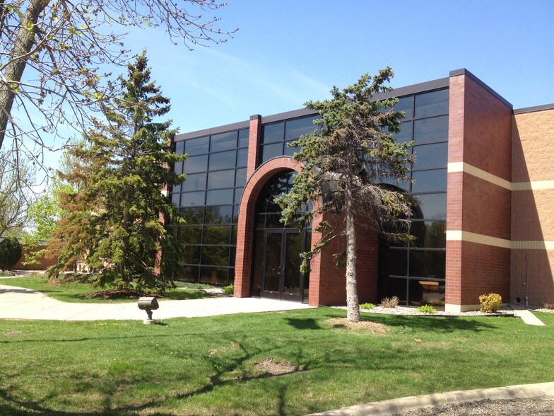 Primary Photo Of 2905 Lexington Ave S, Eagan Flex For Sale