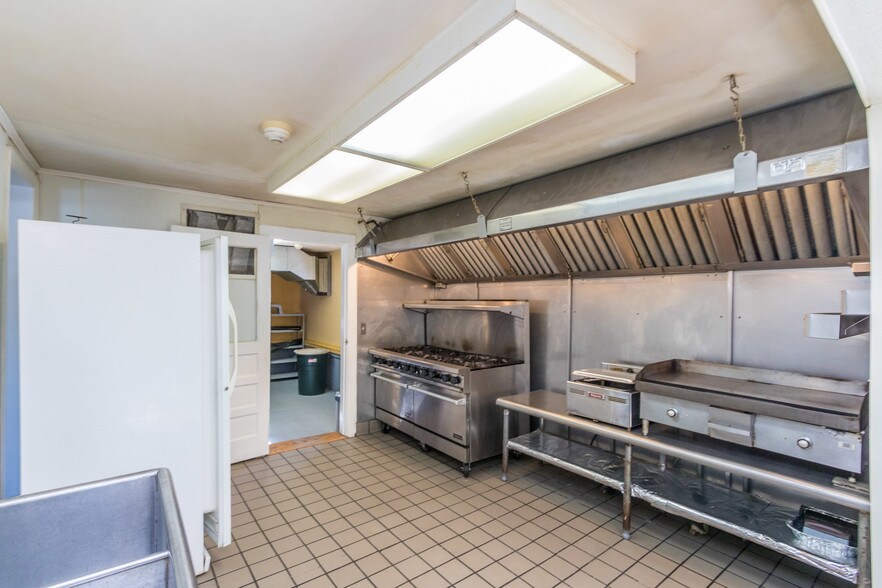 More Photos Of 1454 State Route 30, Wells Specialty For Lease