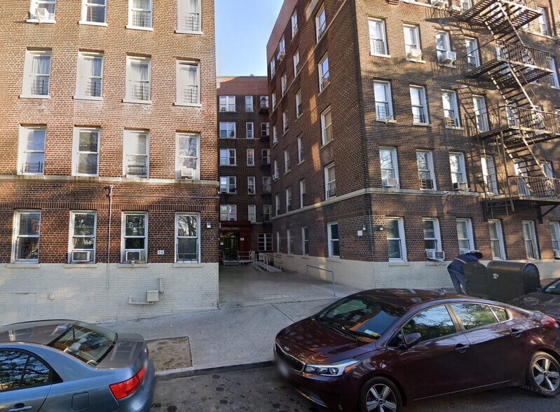 More Photos Of 1860 Billingsley Ter, Bronx Apartments For Sale