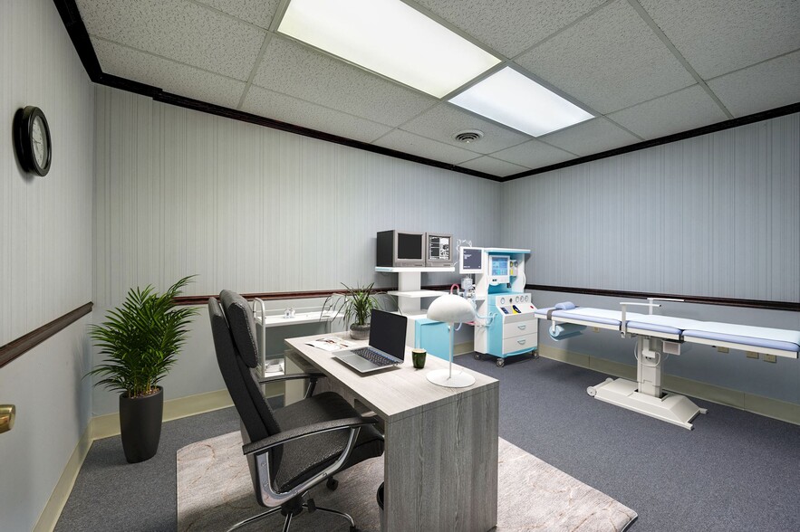 More Photos Of 9650 Santiago Rd, Columbia Medical For Sale