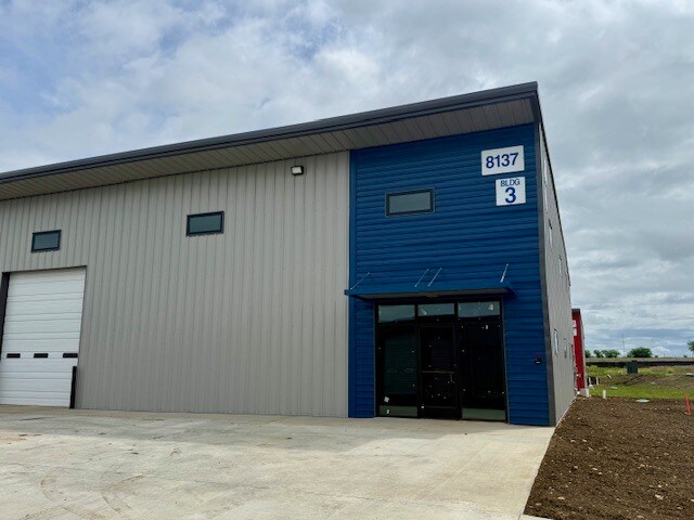 More Photos Of 8137-3 Florance Rd, Northlake Industrial For Lease