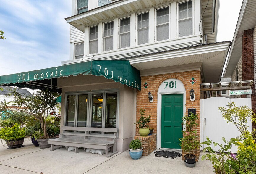 More Photos Of 701 E 4th St, Ocean City Storefront Retail Residential For Sale