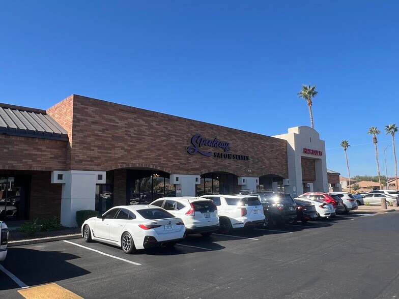 More Photos Of 1122 N Higley Rd, Mesa Storefront For Lease