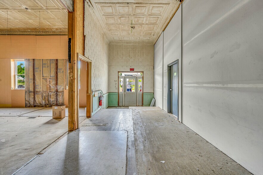 More Photos Of 1934 PA-940, Freeland Medical For Sale